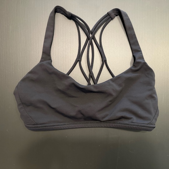 Lululemon Sports Bra Black Size 6 - Picture 1 of 3